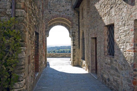 Borgo di San Gusme